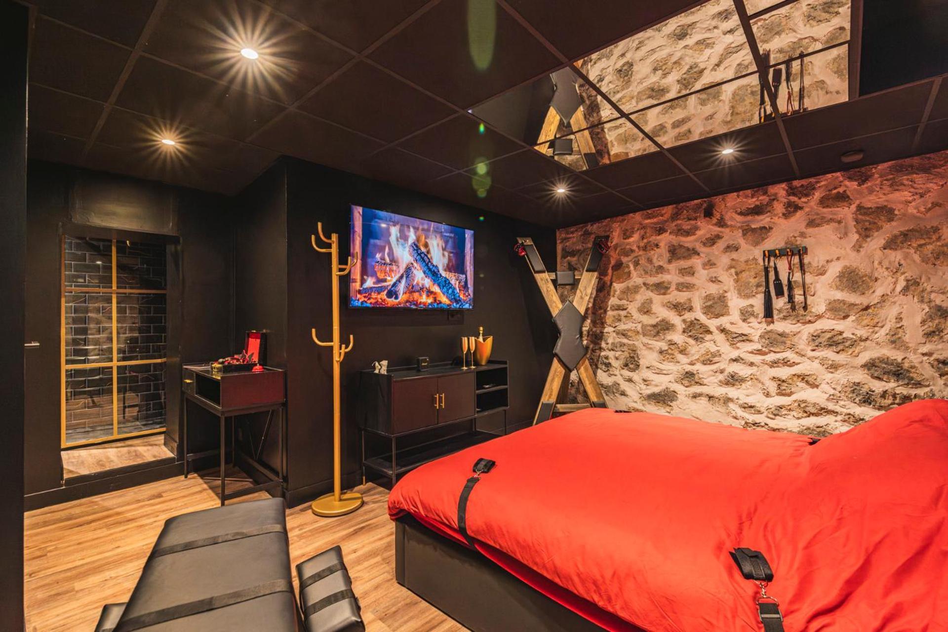 Amsterdam Hotel Реймс Екстериор снимка