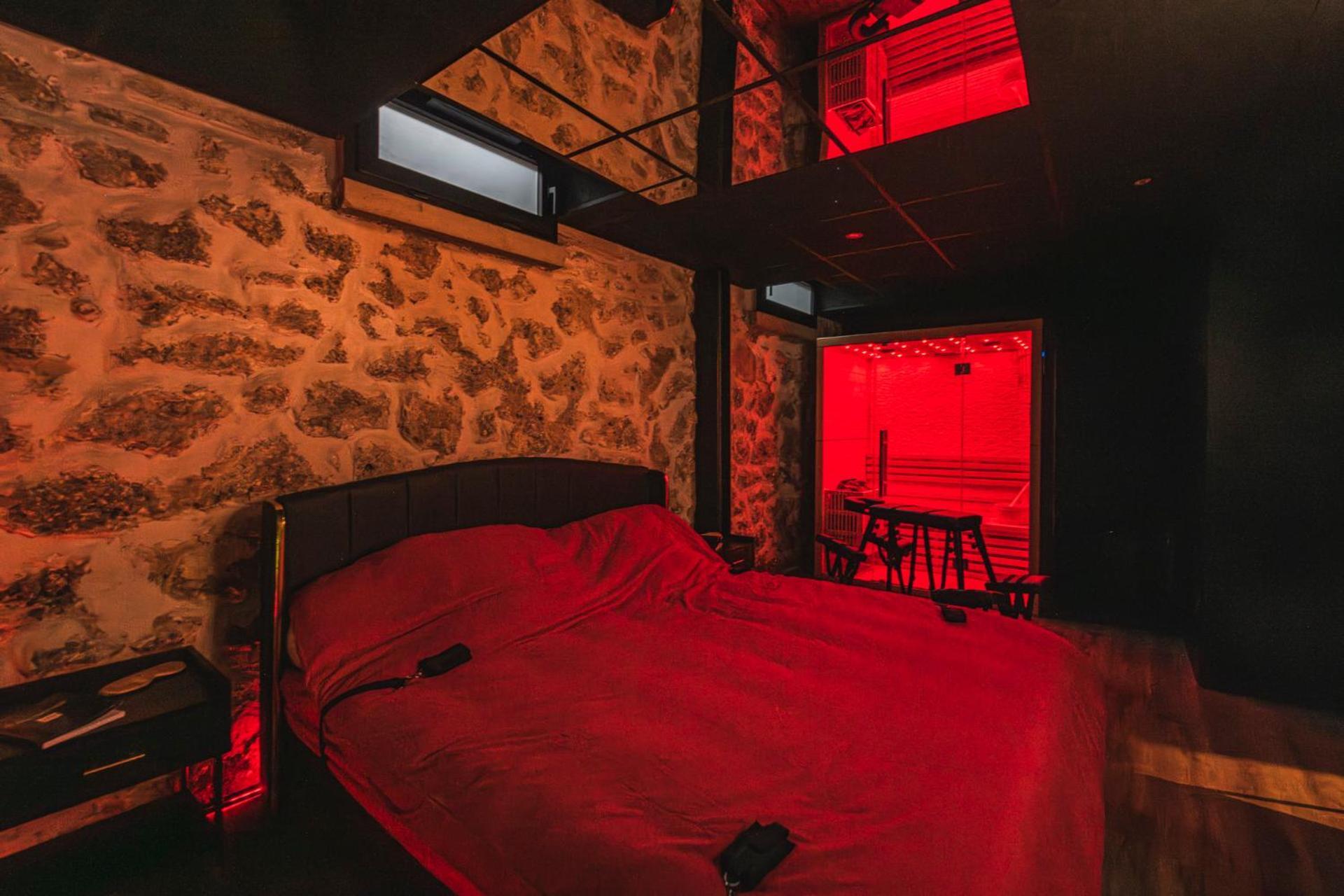 Amsterdam Hotel Реймс Екстериор снимка