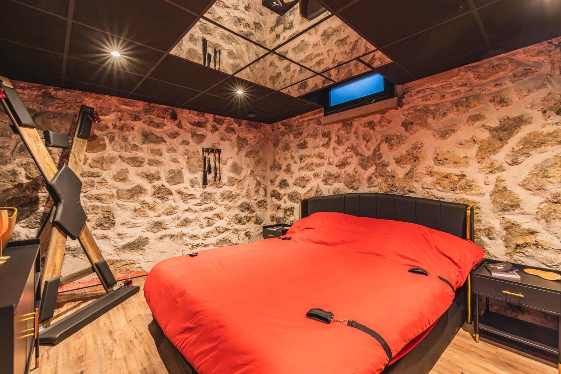 Amsterdam Hotel Реймс Екстериор снимка