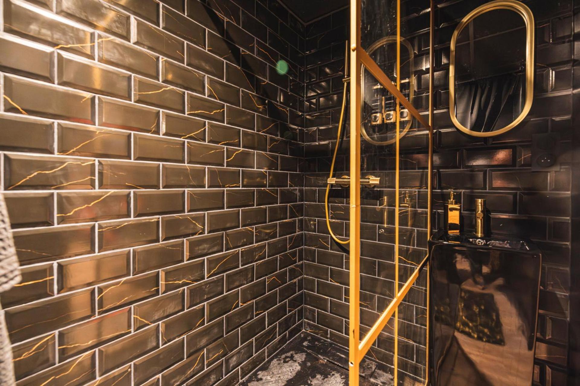 Amsterdam Hotel Реймс Екстериор снимка